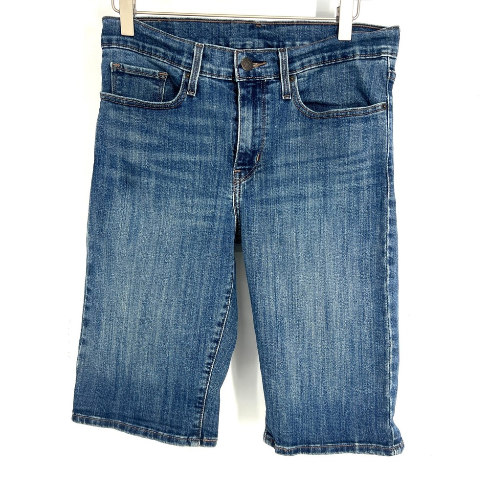 Levis Womens Medium Wash Denim Bermuda Shorts Size 30 Blue 29969-0001